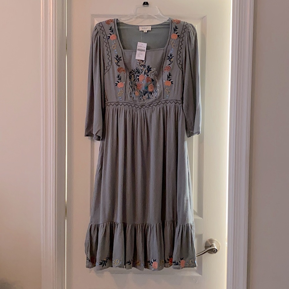 Böhme 3/4 Sleeve Embroidered Midi Dress in Sage